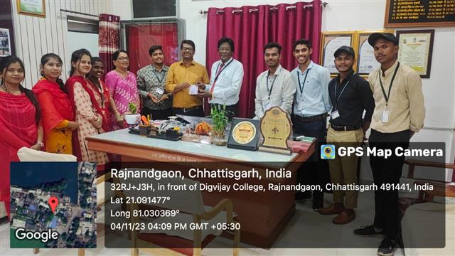 Govt. Digvijay Autonomous College-बॉटनी विभाग द्वारा बायो प्लास्टिक का निर्माण किया गया